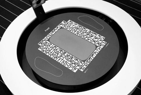Nomo Jeans Store in Dubai to provide exact measured Jeans using 3D scanner